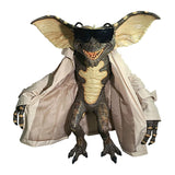 Flasher Gremlin mit Mantel und Sonenbrille. Sicht von vorne. Hersteller Trick Or Treat