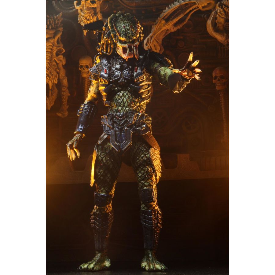 Neca Armored Lost Predator Actionfigur mit Zubehör ca 20  cm groß