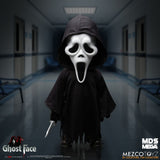 Ghost Face MDS Mega Scale 38 cm Puppe von MEZCO TOYZ 3