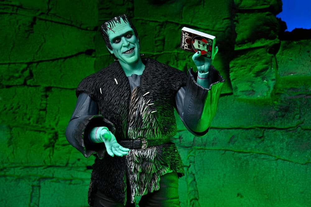 Rob Zombie's The Munsters Ultimate Herman Munster Actionfigur von NECA 3