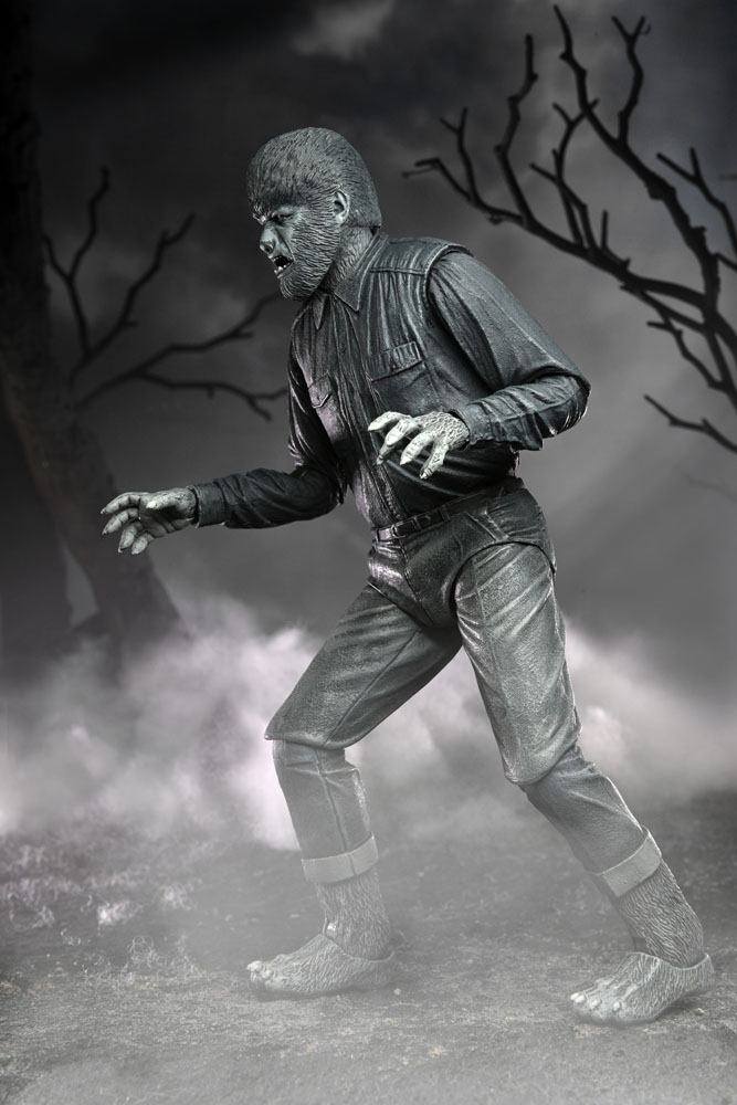 NECA Universal Monsters Ultimate The Wolf Man (Black/White) Actionfigur 12