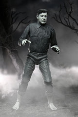 NECA Universal Monsters Ultimate The Wolf Man (Black/White) Actionfigur 3