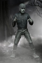 NECA Universal Monsters Ultimate The Wolf Man (Black/White) Actionfigur 7