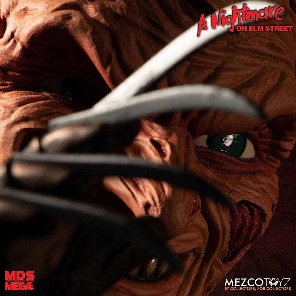 Nightmare On Elm Street - &nbsp;Freddy Krueger Mega Scale 38 cm Sprechende Puppe von Mezco Toys 2