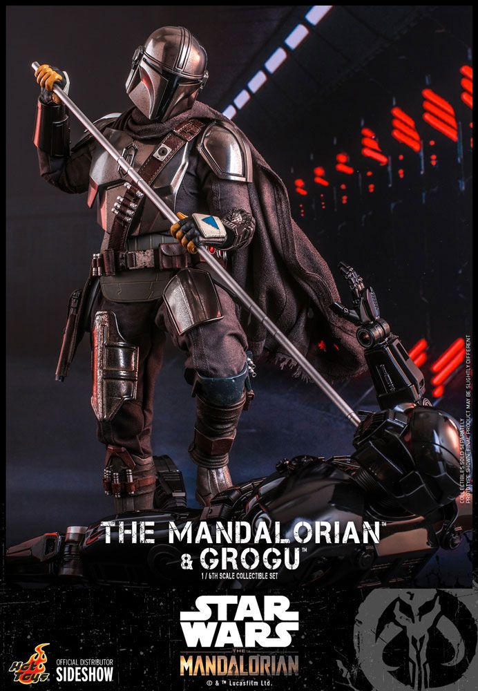 Mandalorianer mit Grogu in einer Umhängetasche. Detaillierte 30 cm Actionfigur von Hot Toys