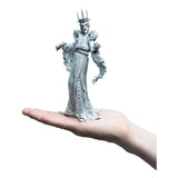 The Witch King 18cm Vinyl Figur Mini Epics auf Hand präsentiert